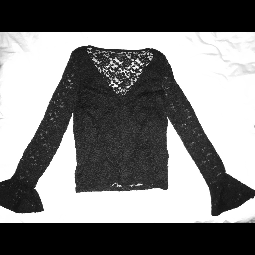 Black long sleeve lace shirt
